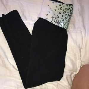 VS PINK YOGA LEGGINGS